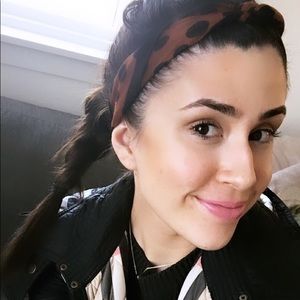 Meet your Posher, Ashley